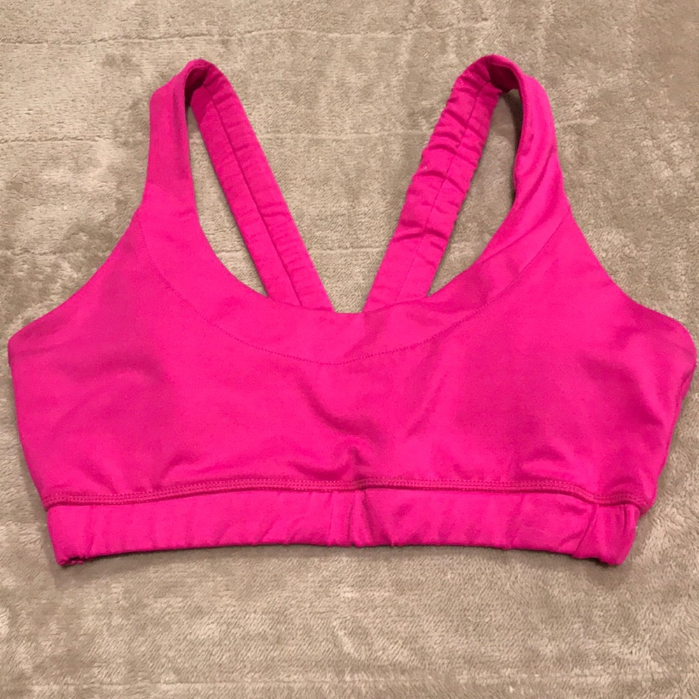 EUC Gianni Bini Sports Bra